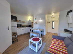 Appartement pour 2, balcon, parking, près plage – Saint Brevin l'Océan - FR-1-364-176